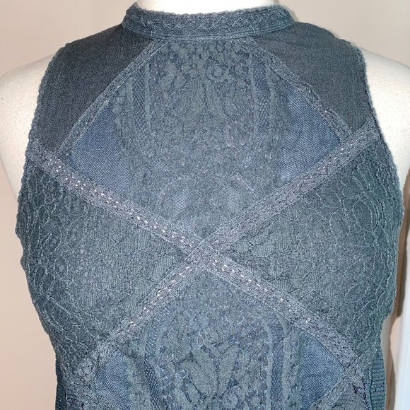 American Eagle lace tank top M EUC green keyhole - Picture 2 of 5